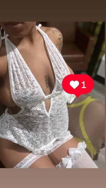 585-744-7886, 23  female escort, Rochester