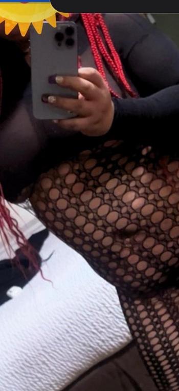 Sweets, 30  female escort, Rochester