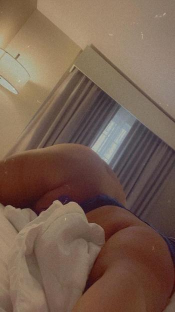 Shy, 24  female escort, Rochester