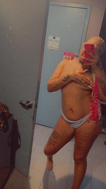585-449-2430, 25  female escort, Rochester