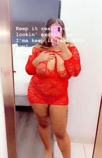 Marri, 24  female escort, Rochester