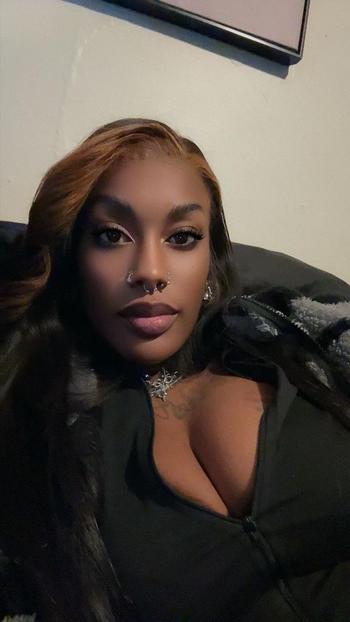 Charlie, 24  female escort, Rochester