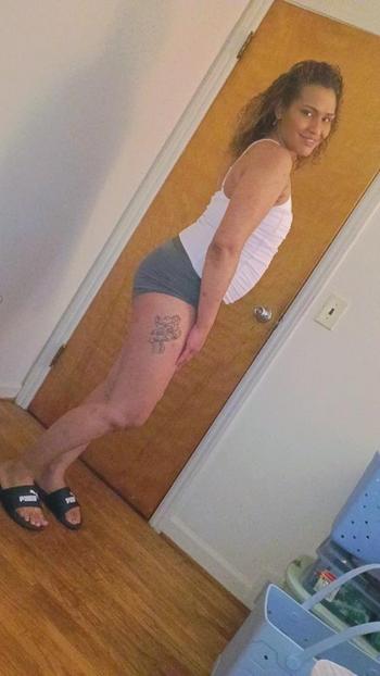 Cookie, 34  female escort, Rochester