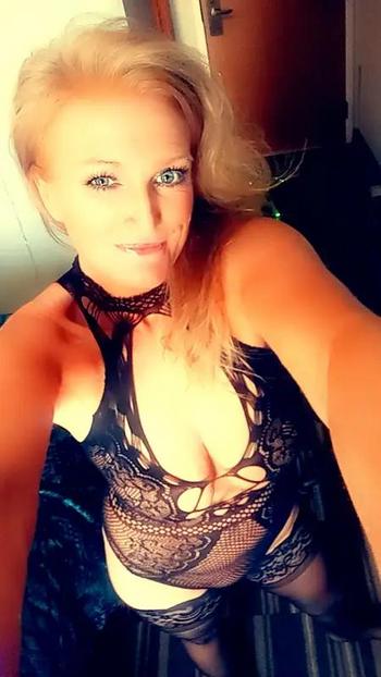 5854816982, female escort, Rochester